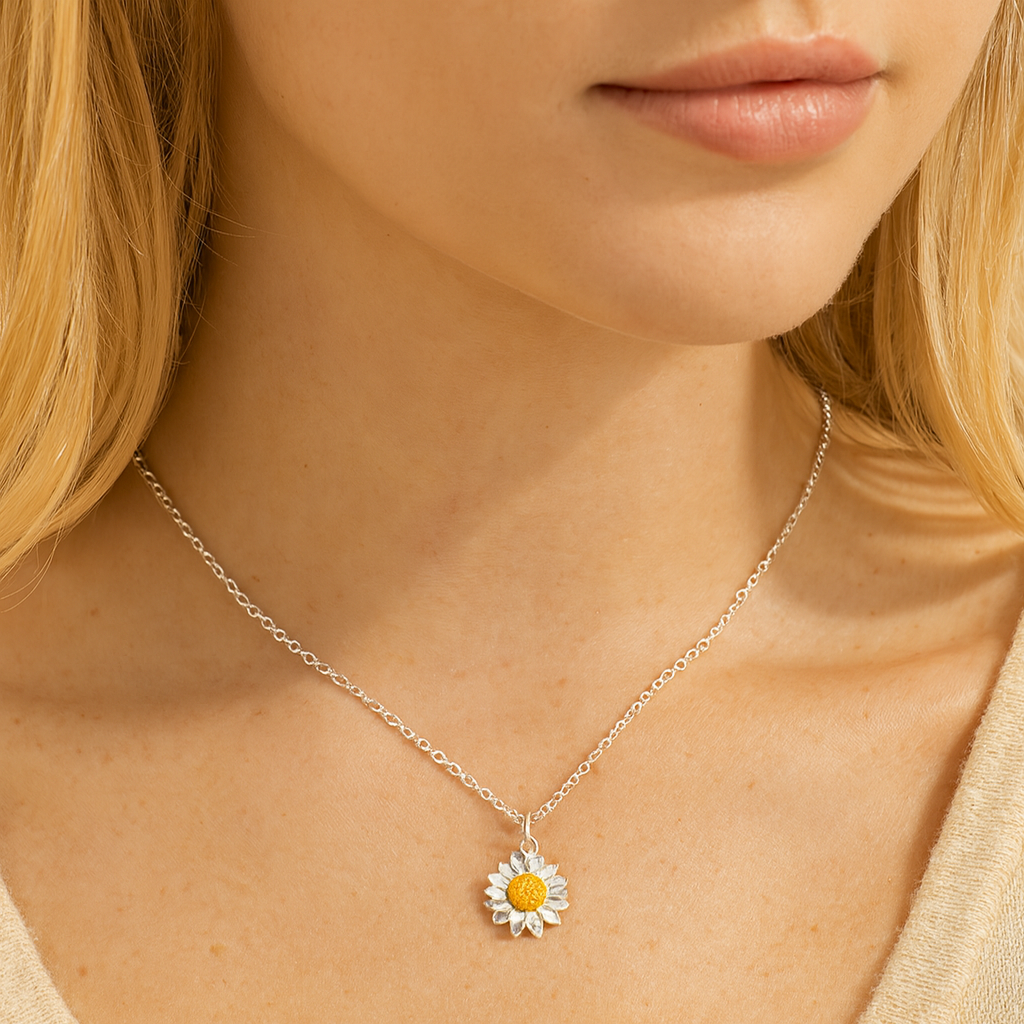 Sterling Silver Daisy Necklace : Large Flower Pendant on Silver Chain