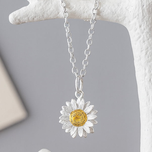 Sterling Silver Daisy Necklace : Large Flower Pendant on Silver Chain
