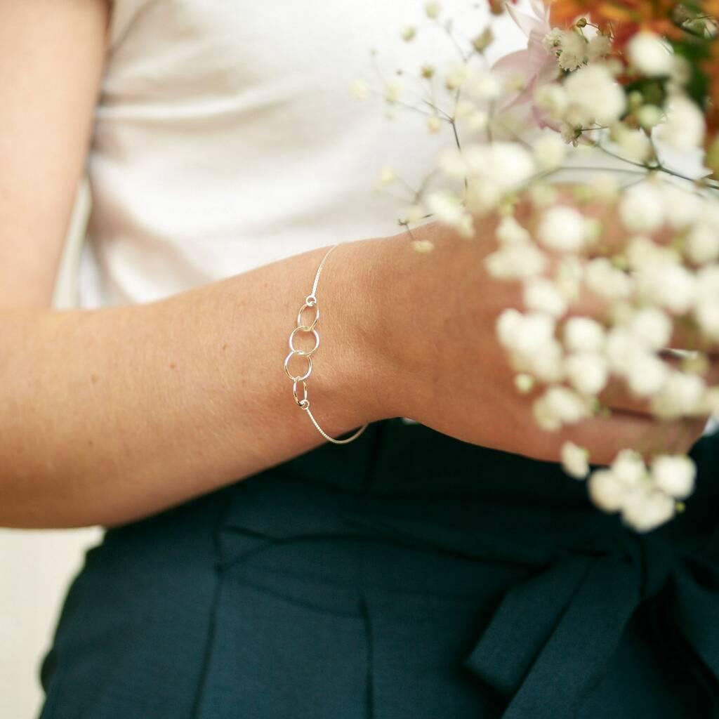 Sterling Silver Linked Rings Bracelet: Friendship Jewellery