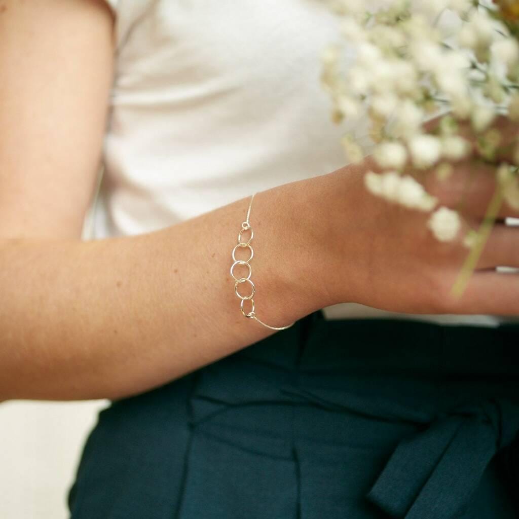 Sterling Silver Linked Rings Bracelet: Friendship Jewellery