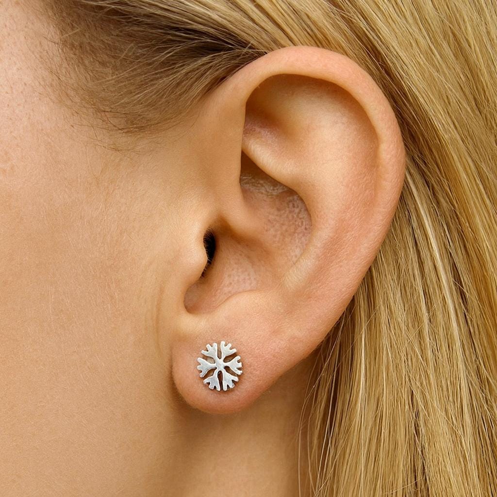Sterling Silver Snowflake Stud Earrings : Christmas/Winter Jewellery Gift
