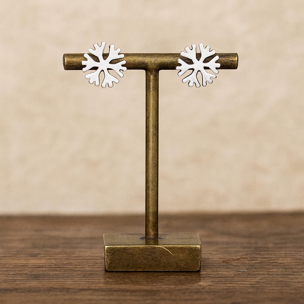 Sterling Silver Snowflake Stud Earrings : Christmas/Winter Jewellery Gift
